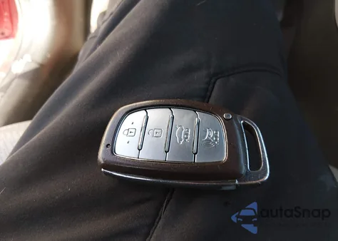 2020 Hyundai Elantra Limited from USA, damaged, VIN KMHD84LF8LU898227